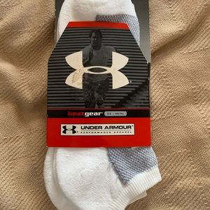 New Under Armour HeatGear 2 Pair White No Show Large socks